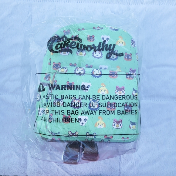 NWT Animal Crossing: New Horizons All Over Print Mini Backpack - Picture 5 of 7